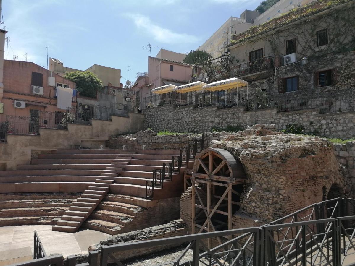 Al Bajah Loft Monovano Con Requisiti Hotel Taormina Ngoại thất bức ảnh